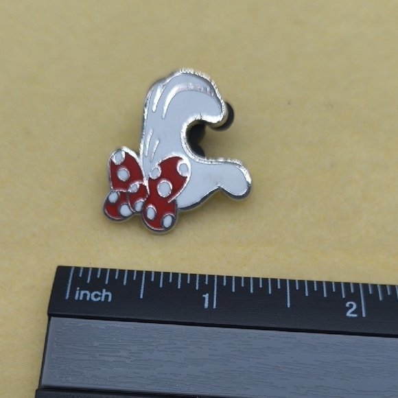 Disney Character Enamel Pins Lot Of 10 - Picture 10 of 12